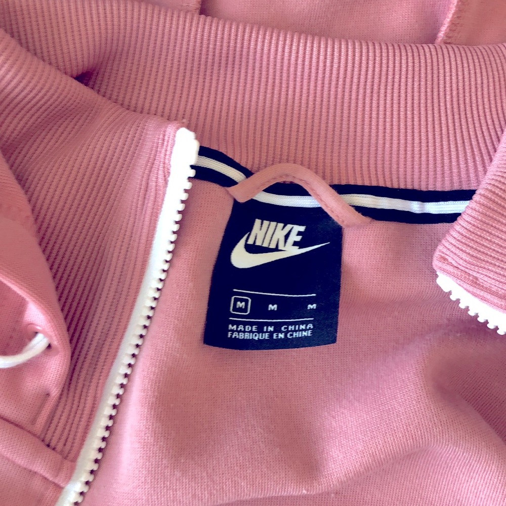 Pink Retro Nike Zip Up in Size Medium - Picture 3 of 3